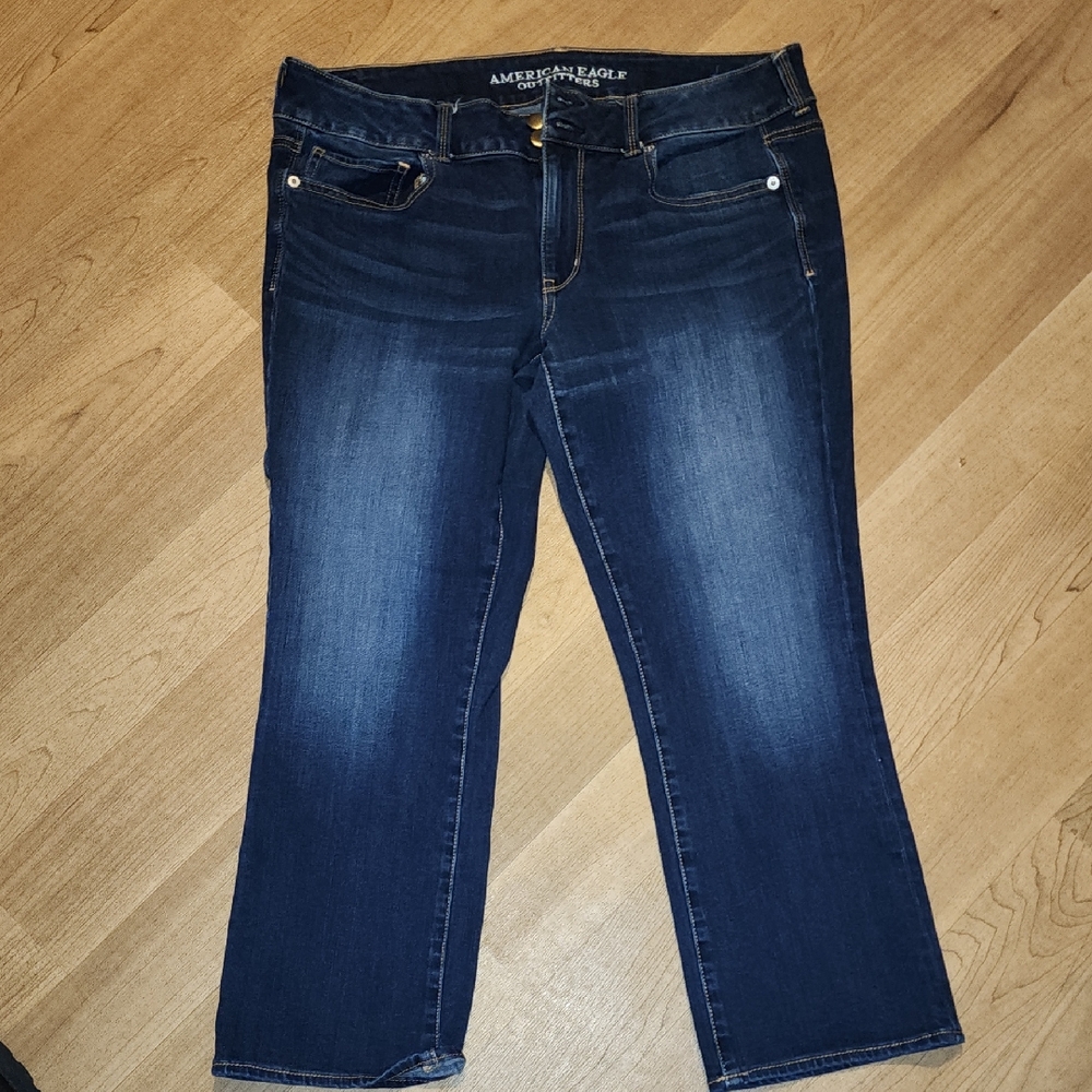 American Eagle Outfitters Dark Blue Cropped Jeans